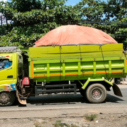 Lembaga Poros Rakyat Indonesia Soroti Kendaraan Tambang Overload.
